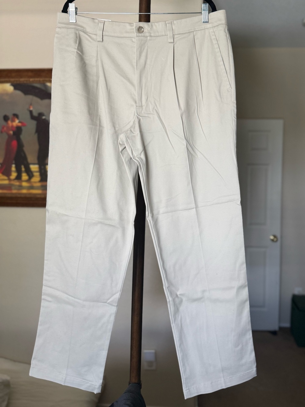 Dockers Khaki Pleated Chino Pants